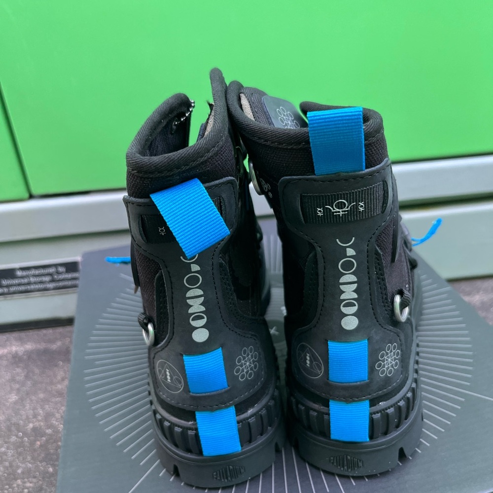 🆕 Palladium PL Shock Witch Queen Black Boots with Blue Accent unisex - Picture 3 of 5